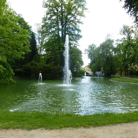 Josef Gæstehus 3*